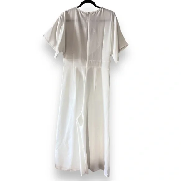 Uoozee White Wide Leg Crop V neck Elbow length sleeve Jumpsuit NWT - Picture 7 of 7